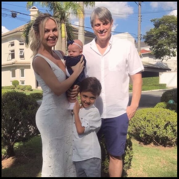 Eliana está com Arthur, de 6 anos, e Manuela, de 4 meses