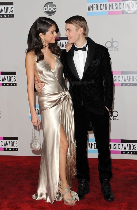 'Selena é uma adulta e pode fazer suas próprias escolhas', declarou a mãe de Selena Gomez, Mandy Teefey, sobre namoro com Justin Bieber