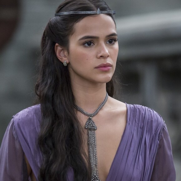 Bruna Marquezine foi alvo de críticas por sua atuação na novela 'Deus Salve o Rei'