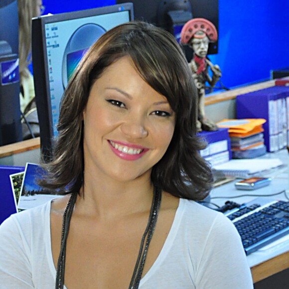 Geovanna Tominaga, do 'Dancing Brasil', lembrou quando Susana Vieira tirou microfone de sua mão em entrada ao vivo no 'Vídeo Show' em 2009