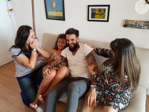 Wagner e sua família se emocionaram quando ele foi anunciado como o novo integrante do 'Big Brother Brasil 18'