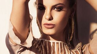 Cachorro de Sthefany Brito some e atriz pede ajuda: 'Completamente desesperada'