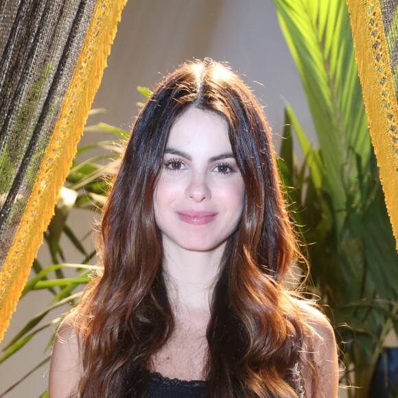 Sthefany Brito pediu para amigas famosas divulgarem sua mensagem e foi prontamente atendida por Thais Fersoza