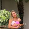 Ex-BBB Adriana Sant'Anna compartilha a maternidade real nas redes sociais