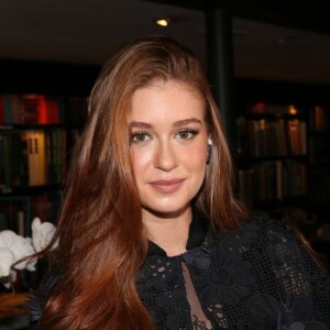 Marina Ruy Barbosa lançou, recentemente, seu livro de poesias: 'Me conheci melhor lendo, escrevendo, refletindo'