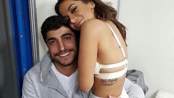 Anitta e Thiago Magalhães são um casal diferente e apaixonado segundo os astros