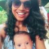 Aline Dias viaja pela 1ª vez com o filho de 2 meses nesta sexta-feira, dia 26 de janeiro de 2018