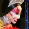Sabrina Sato homenageou Isabelita dos Patins em coroação de baile de carnaval