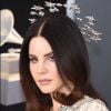 Lana Del Rey usou uma coroa de estrelas na 60ª edição do Grammy Awards, realizada no Madison Square Garden, em Nova York, neste domingo, 28 de janeiro de 2018
