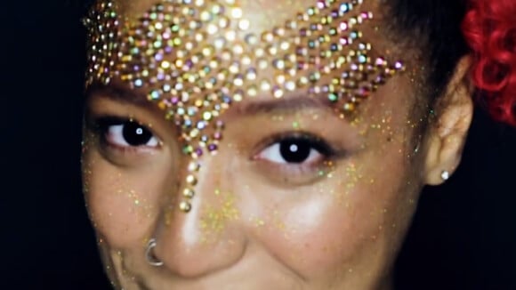 Glitter, pedraria e purpurina: inspire-se no horóscopo para a make de Carnaval