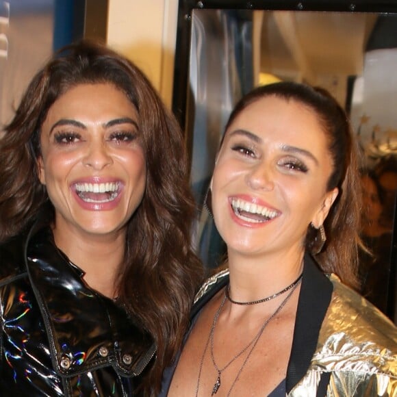 Juliana Paes se encontrou com Giovanna Antonelli em lançamento da coleção inverno da Le Lis Blanc, na noite desta quarta-feira, 31 de janeiro de 2018. Fotos!