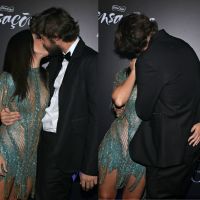 Tatá Werneck, com look transparente, ganha beijo de Rafael Vitti em baile. Fotos