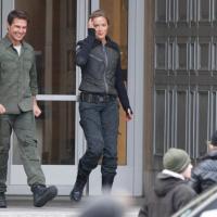 Tom Cruise e Emily Blunt rodam cenas do filme 'All You Need is Kill' em Londres