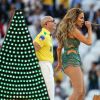 Jennifer Lopez e Pitbull se apresentam na cerimônia de abertura da Copa do Mundo com Claudia Leitte