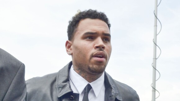 Chris Brown será julgado em setembro por suposta agressão a fã nos EUA