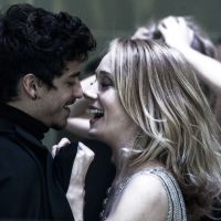 Camila Morgado sobre cenas com Jesuíta Barbosa em 'O Rebu': 'Set esvaziado'