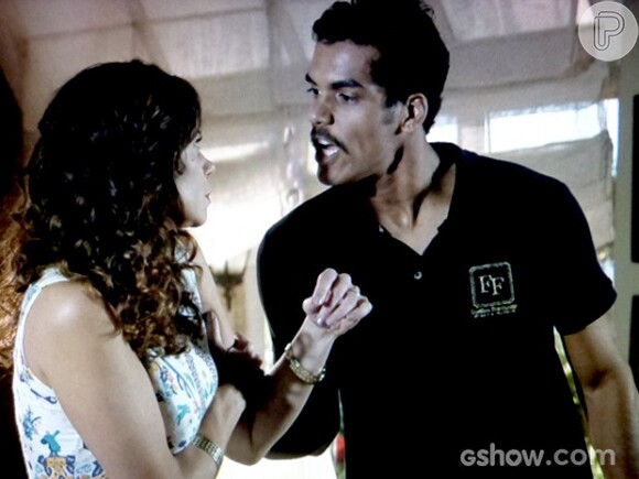 Jairo (Marcello Melo Jr.) se separa de Juliana (Vanessa Gerbelli) e morre em explosão na novela 'Em Família'