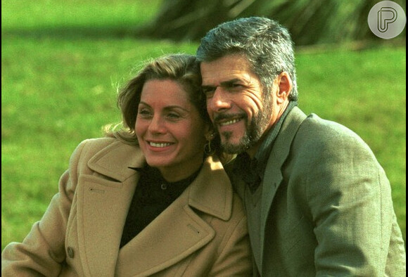 Em 'Laços de Família' (2000), Pedro (José Mayer) mexia com os sentimentos de Helena (Vera Fischer)