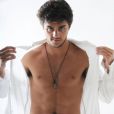 Felipe Simas, de 20 anos, será o antagonista de 'Malhação Sonhos', que estreia em 14 de julho de 2014