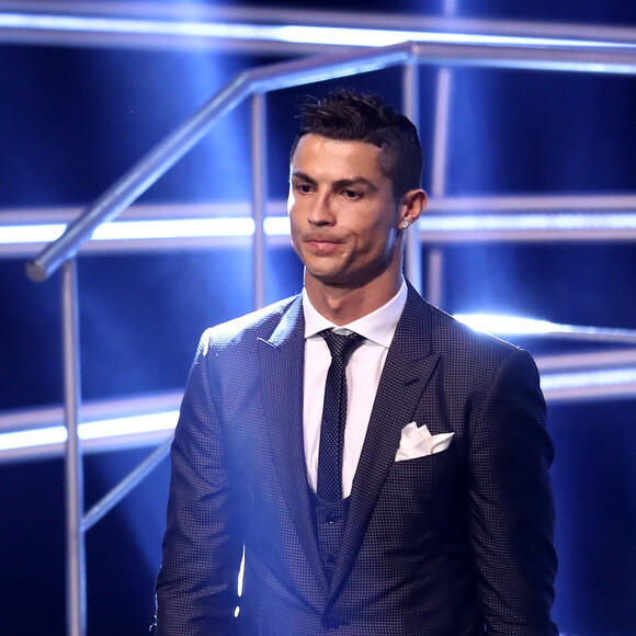 Os três primeiros filhos de Cristiano Ronaldo foram gerados através de barriga de aluguel