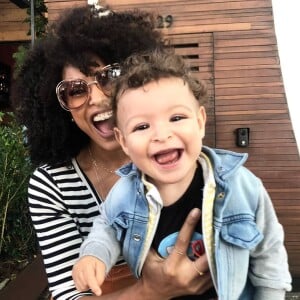 Sheron Menezzes levou o filho, Benjamin, para o aniversário de Bernardo