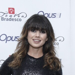 Paula Fernandes ainda alfinetou o ex-noivo: 'Deve estar traindo'