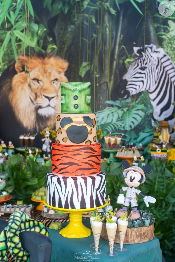 A festa de aniversário do filho de Aline Dias teve como tema Safari do Mickey