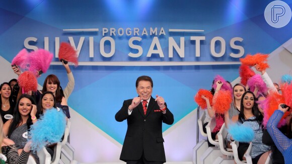 Silvio Santos se negou a abraçar Claudia Leitte alegando que ficaria excitado caso o fizesse