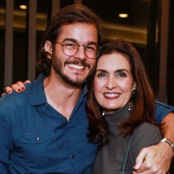 'Em Paris ou em Arcoverde, juntos fazemos a festa', disse Túlio Gadêlha sobre a viagem com Fátima Bernardes