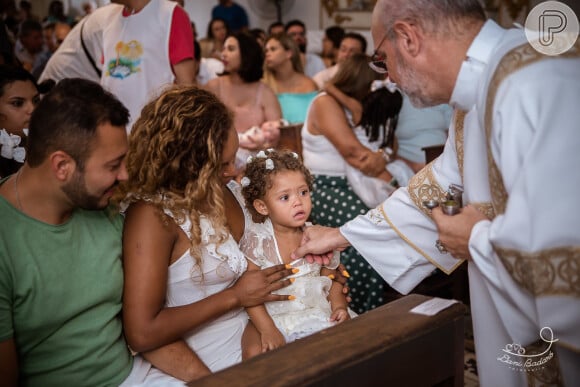 Roberta Rodrigues batizou a filha em uma na Paróquia e Santuário Nossa Senhora de Loreto