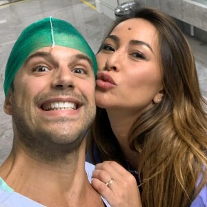 Karina, irmã de Sabrina Sato, destacou a luta da irmã e de Duda Nagle durante a gravidez de Zoe