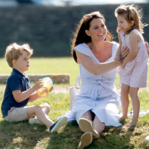 Kate Middleton também é mãe de George, de 5 anos, Charlotte, de 3