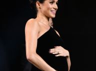 Meghan Markle, grávida, aparece de surpresa em prêmio de moda britânico. Fotos!