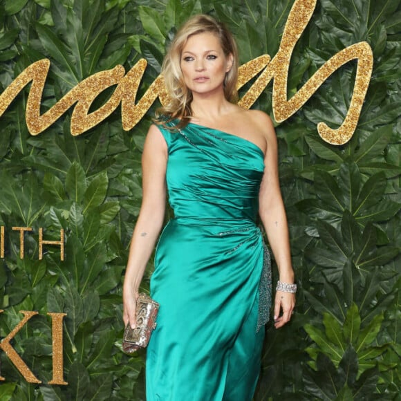 Confira os looks das famosas no British Fashion Awards 2018, realizado em Londres, nesta segunda-feira, 11 de dezembro