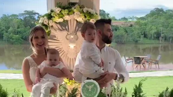 Andressa Suita e Gusttavo Lima batizam o filho caçula: 'Nosso Samuel'. Vídeo!