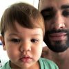 Gusttavo Lima brincou de carrinho com o filho Gabriel e postou vídeo no Instagram