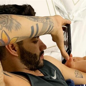 Gusttavo Lima preza momentos com os filhos, Samuel e Gabriel