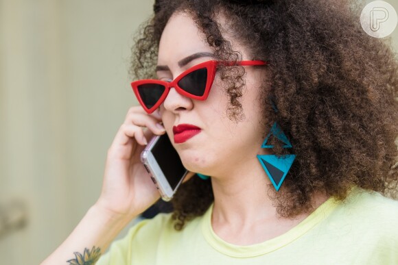 Irreverente e despojado, óculos vintage & vermelhos na São Paulo Fashion Week