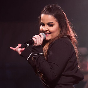 Maiara chegou aos 65 kg e ao manequim 38 um ano após a cirurgia bariátrica