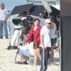 Deborah Secco roda cenas de 'Boa Sorte', dirigido por Carolina Jabor, na praia do Recreio