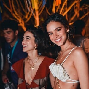 No dia anterior, Bruna Marquezine curtiu festa Corona Sunsets, promovida pela agência Cavalheira