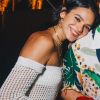 Bruna Marquezine usou o vestido de tricô vazado e mangas longas em uma festa em Fernando de Noronha no dia 30 de dezembro de 2018