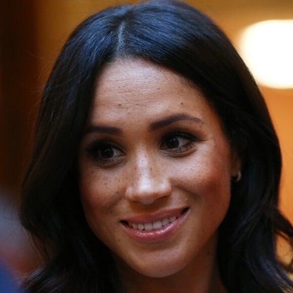 As sardas de Meghan Markle são mais intensas no nariz