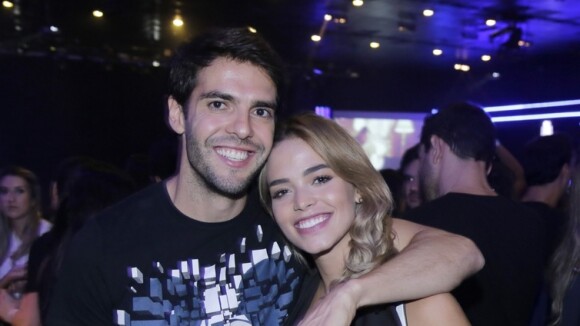 Kaká e a modelo Carol Dias ficam noivos: 'Me fez o homem mais feliz da terra!'