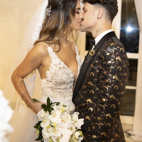 Gabi Brandt e Saulo Poncio se casam no Belmond Copacabana Palace, zona sul do Rio de Janeiro, na noite desta segunda-feira, 18 de janeiro de 2019