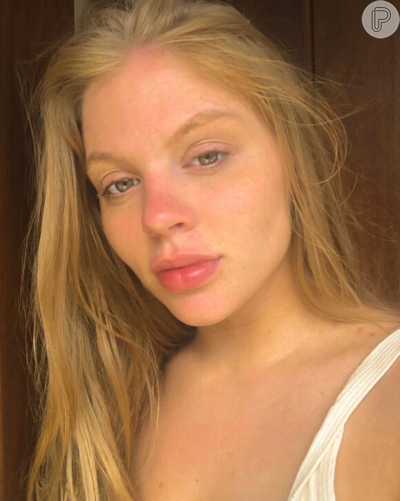 Luísa Sonza gosta de make com pele natural no verão