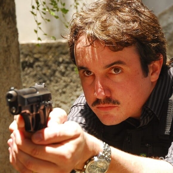 Caio Junqueira integrou o elenco de 'A Lei e o Crime' (2009)
