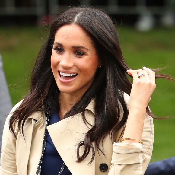 Atitude recorrente de Meghan Markle incomoda segurança da realeza. Entenda em matéria publicada nesta segunda-feira, dia 28 de janeiro de 2019