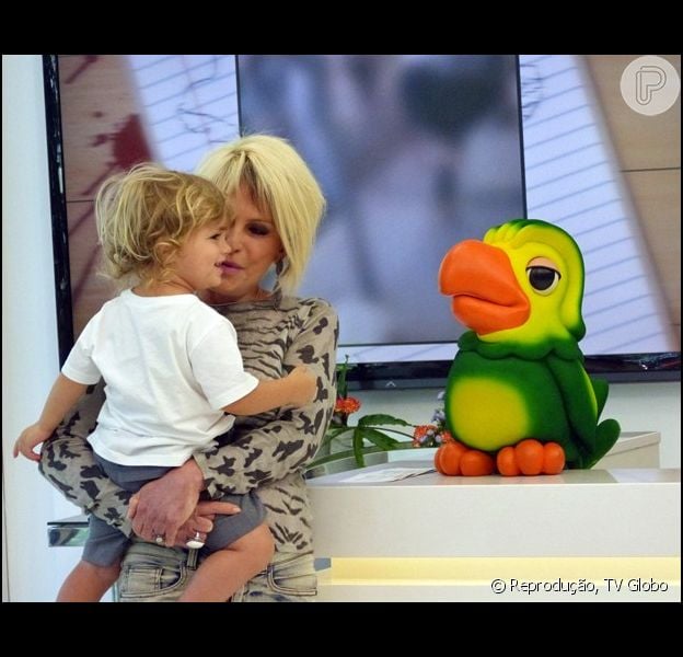 Neto de Ana Maria Braga rouba e cena em batepapo com Louro José no 'Mais Você' Purepeople Neto de Ana Maria Braga rouba e cena em batepapo com Louro José no 'Mais Você' Purepeople