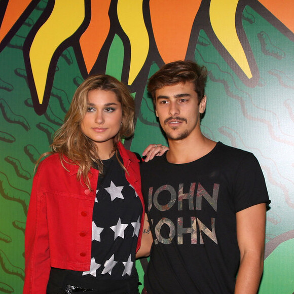 Sasha Meneghel e Bruno Montaleone namoram desde dezembro de 2017